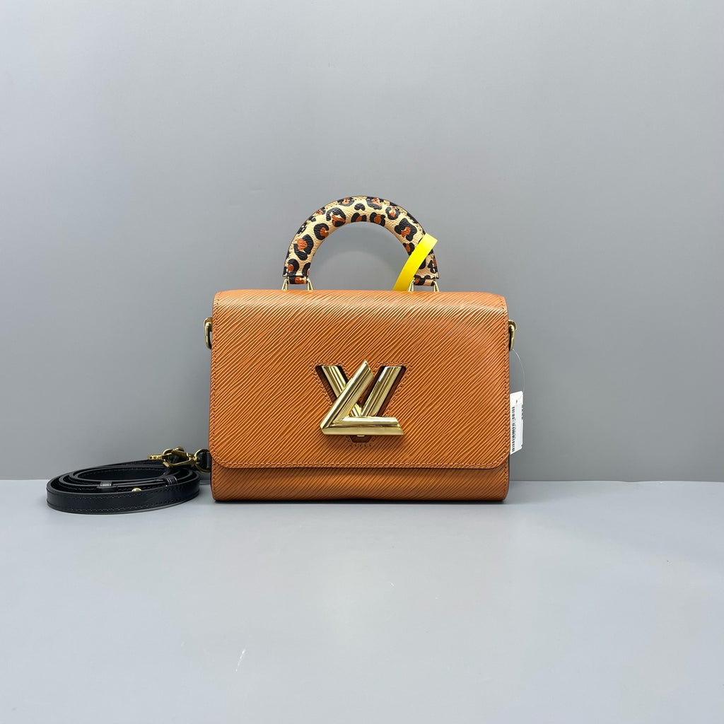 Louis Vuitton Shoulder Bag