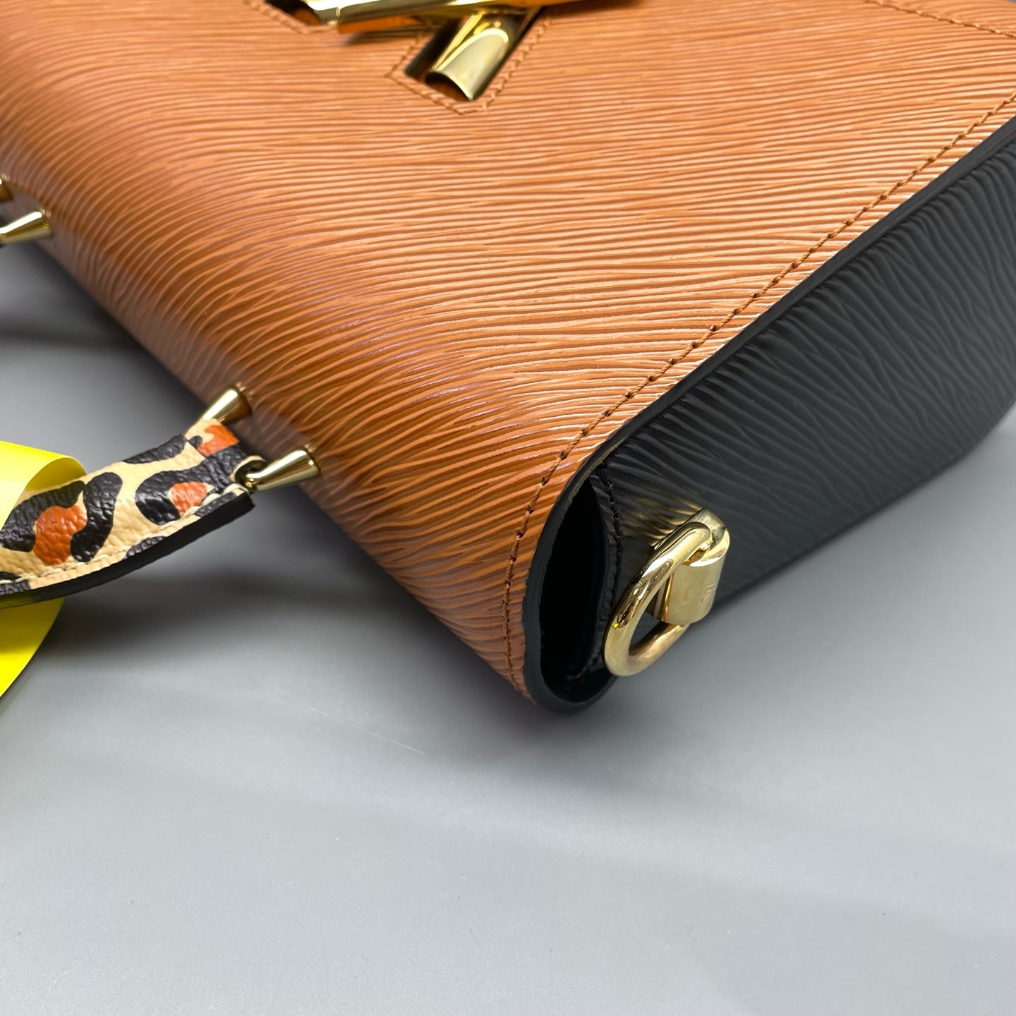 Louis Vuitton Shoulder Bag