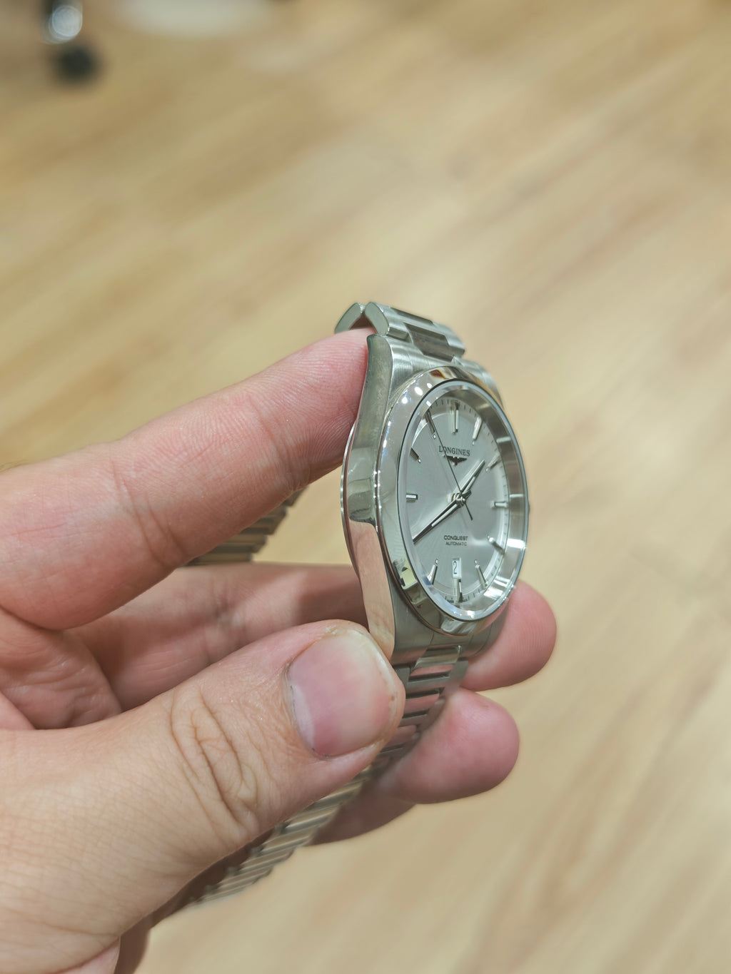 Longines Conquest Series Mechanical watch 41.00mm L3.830.4.72.6