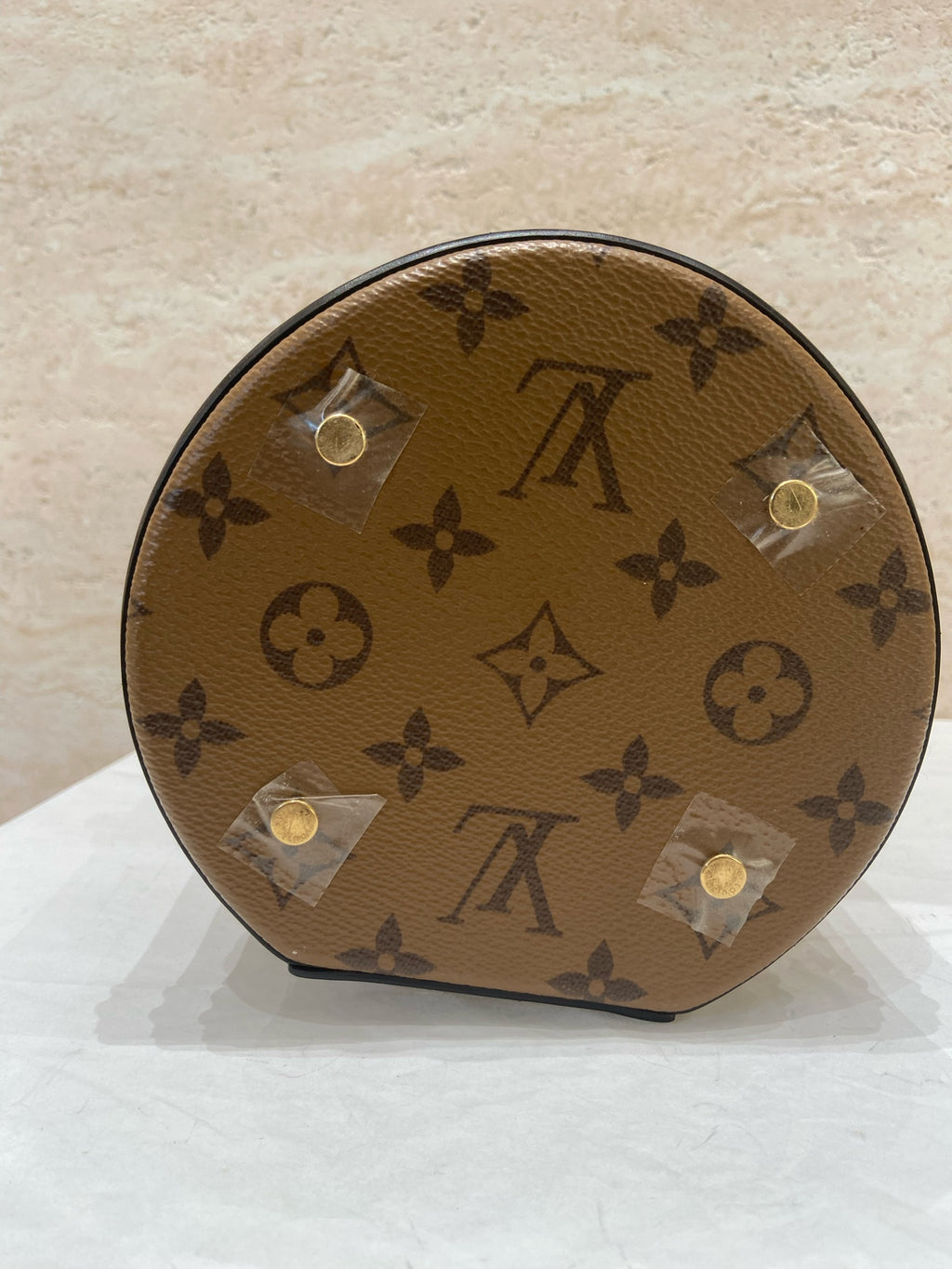 Louis Vuitton Cannes 15 x 17 x 15 centimeters (length x height x width) M43986