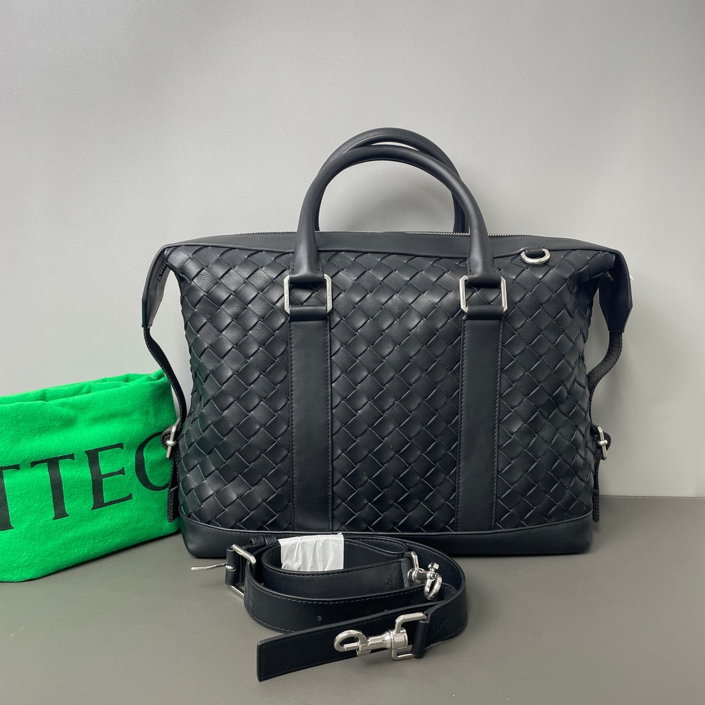Bottega Veneta Leather Black Crossbody