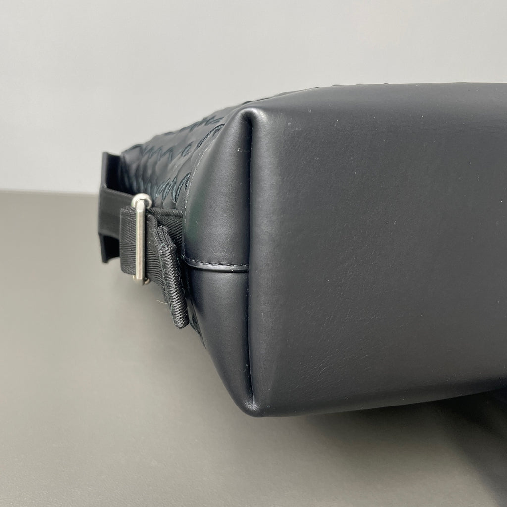 Bottega Veneta Leather Black Crossbody