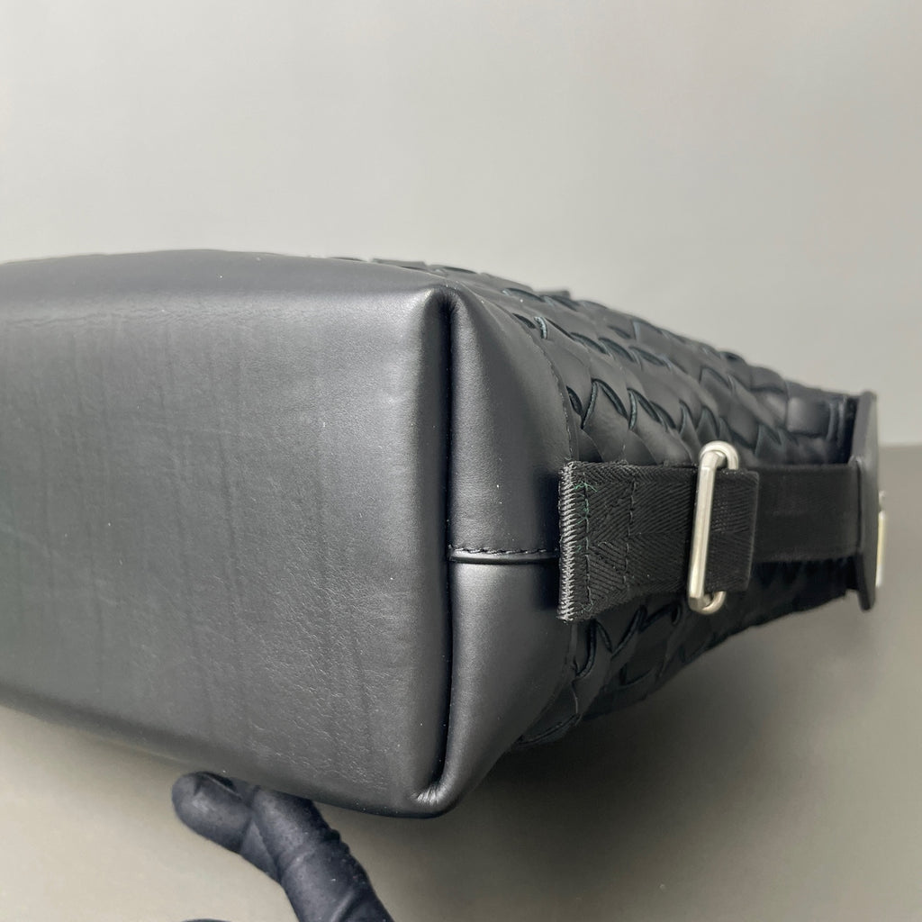 Bottega Veneta Leather Black Crossbody