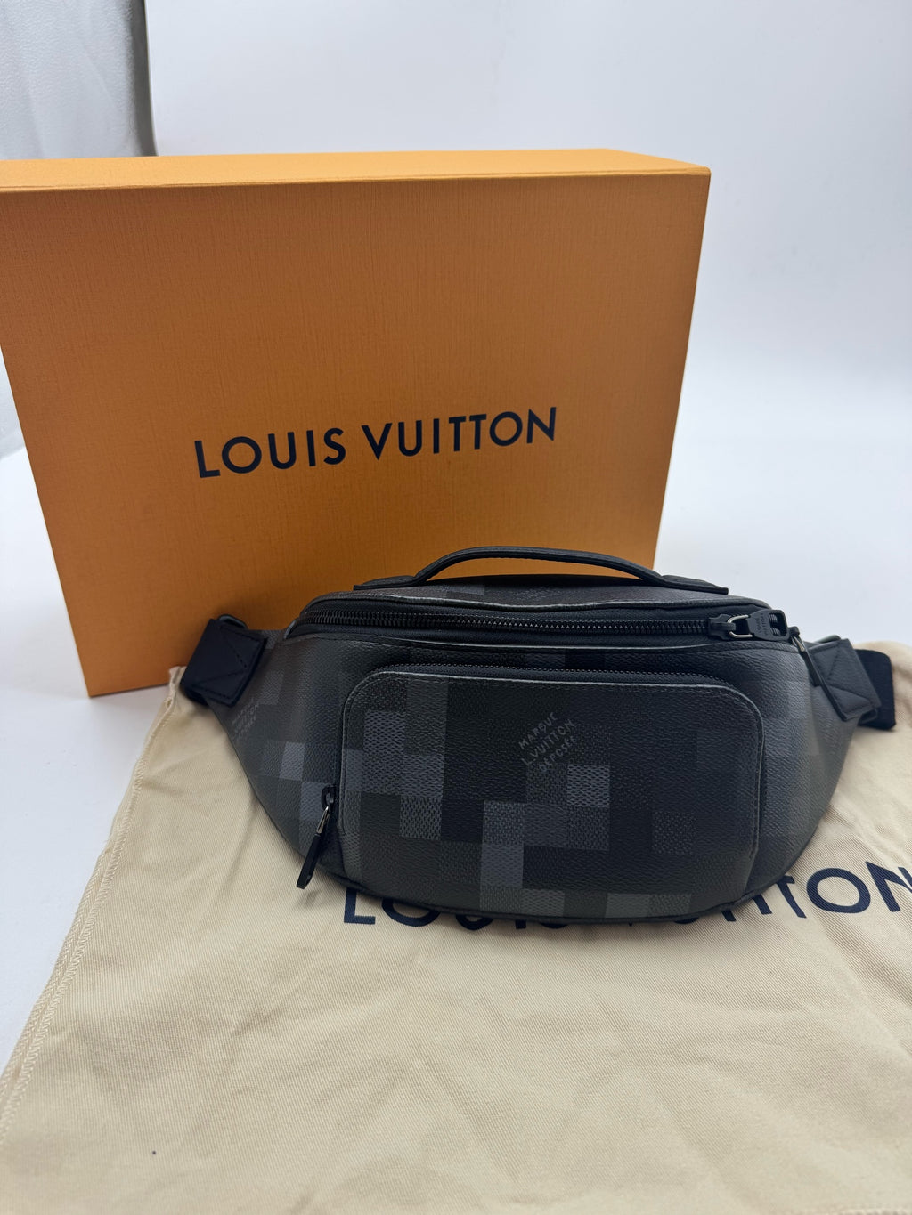 Louis Vuitton RUSH waist bag Canvas Belt Bag & Fanny Pack 15 x 8 x 30cm M14920