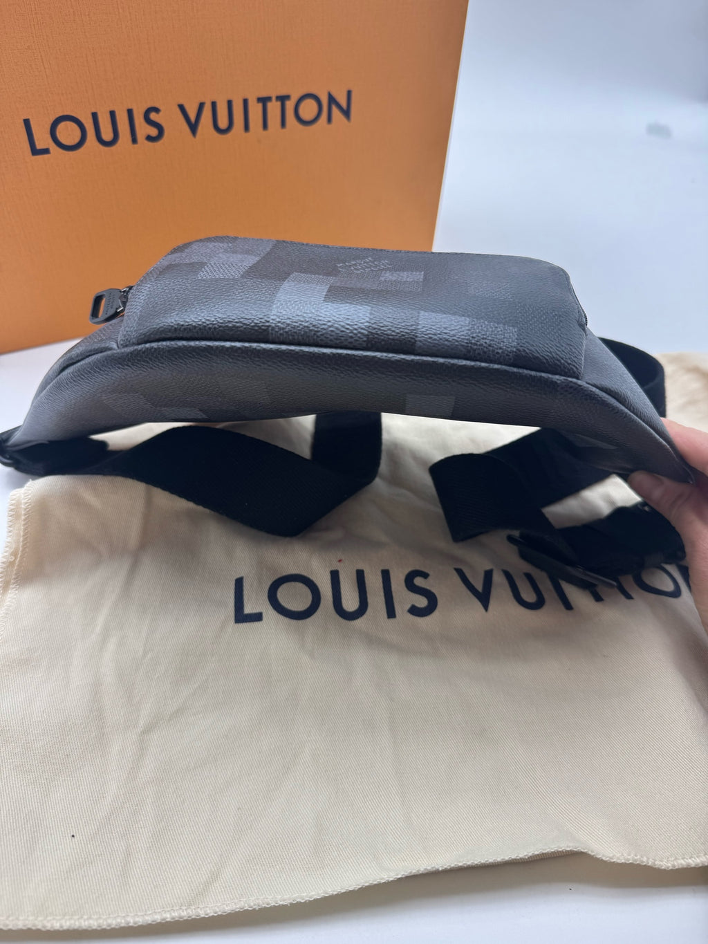 Louis Vuitton RUSH waist bag Canvas Belt Bag & Fanny Pack 15 x 8 x 30cm M14920