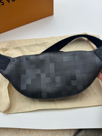Louis Vuitton RUSH waist bag Canvas Belt Bag & Fanny Pack 15 x 8 x 30cm M14920