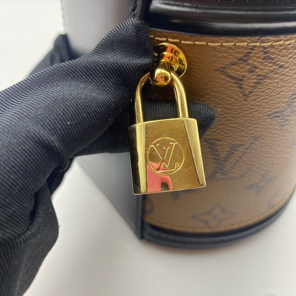 Louis Vuitton Crossbody