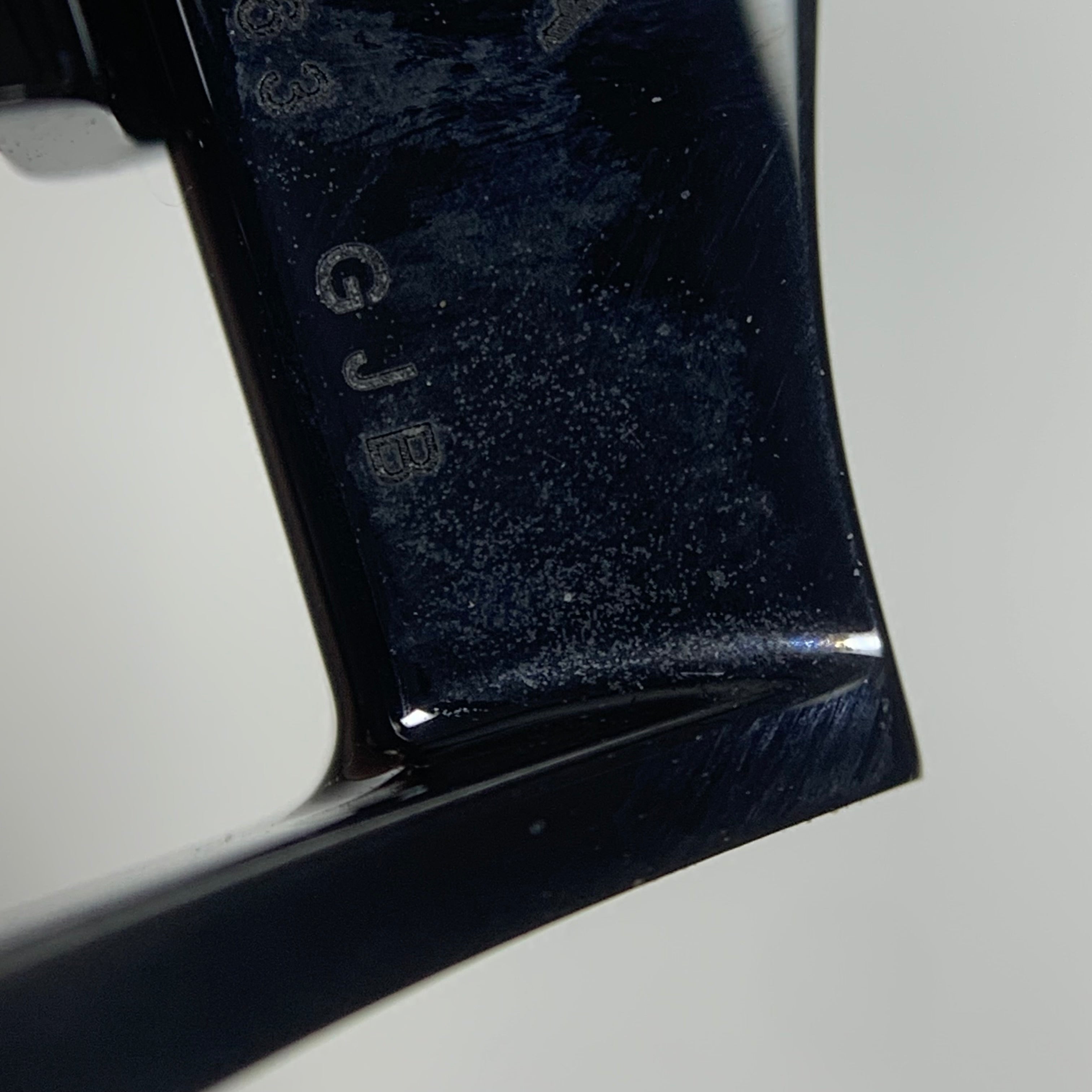 Omega Seahorse Series 43.5 210.92.44.20.01.001