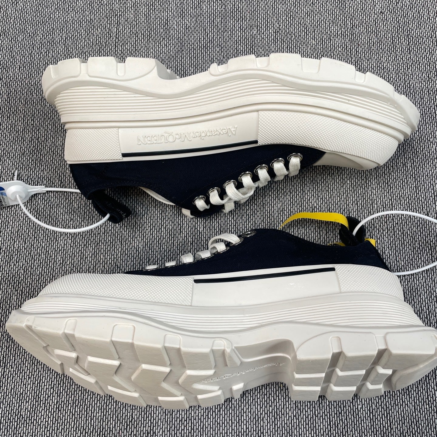 Alexander McQueen Cotton Athletic sneakers