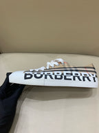 Burberry Beige Skate shoes 40 80505061