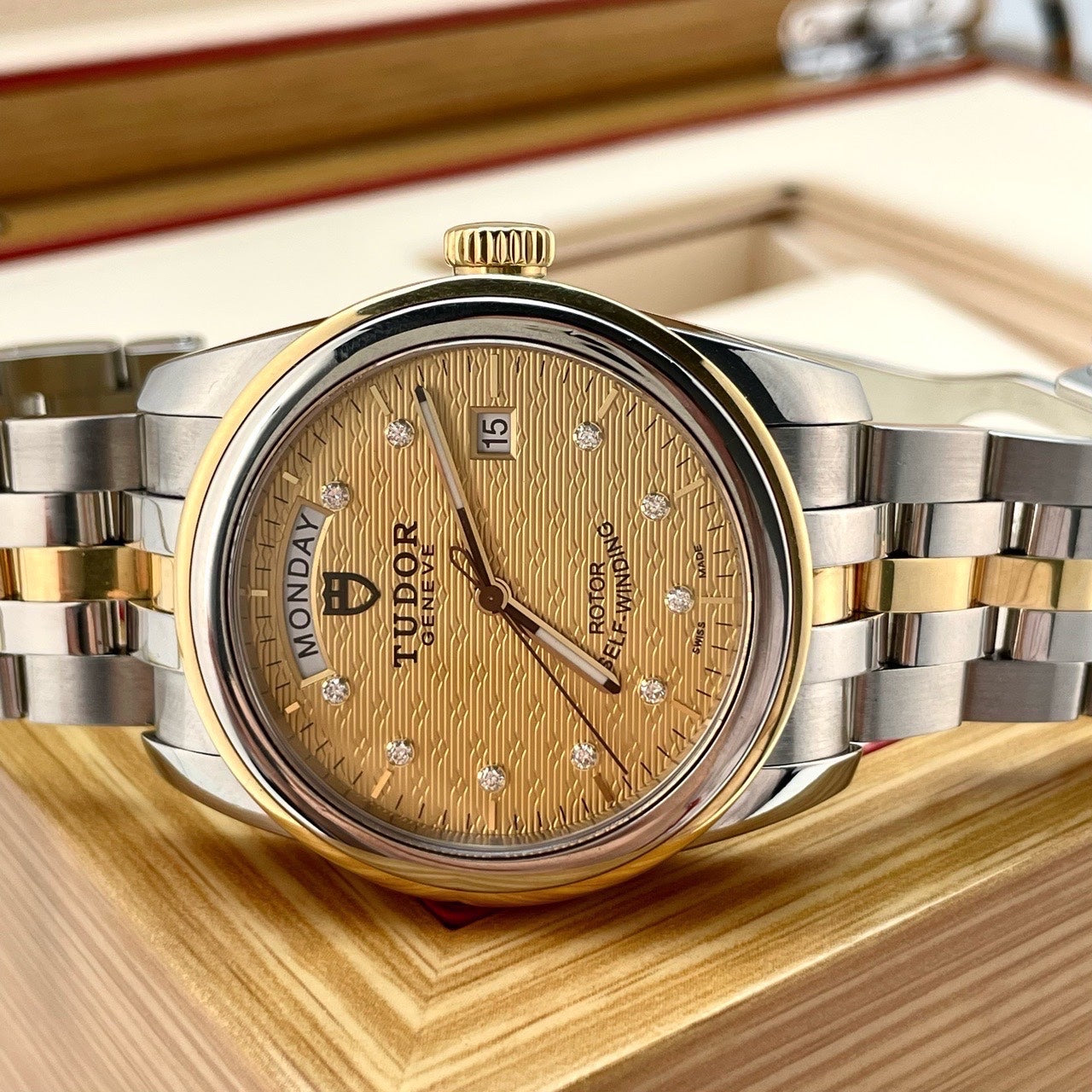Tudor Gold Automatic (self-winding) watch