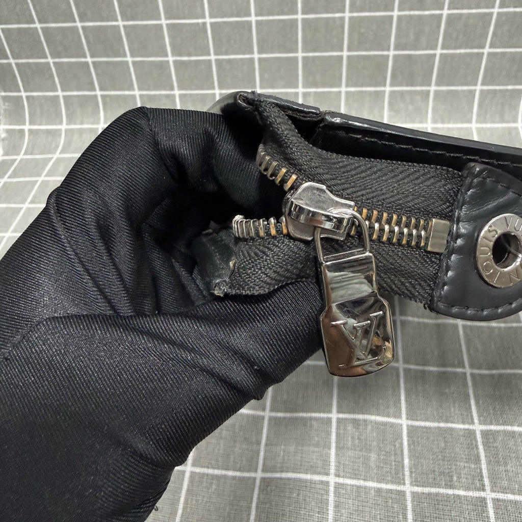 Louis Vuitton Pochette Voyage Canvas Black Clutch M61692