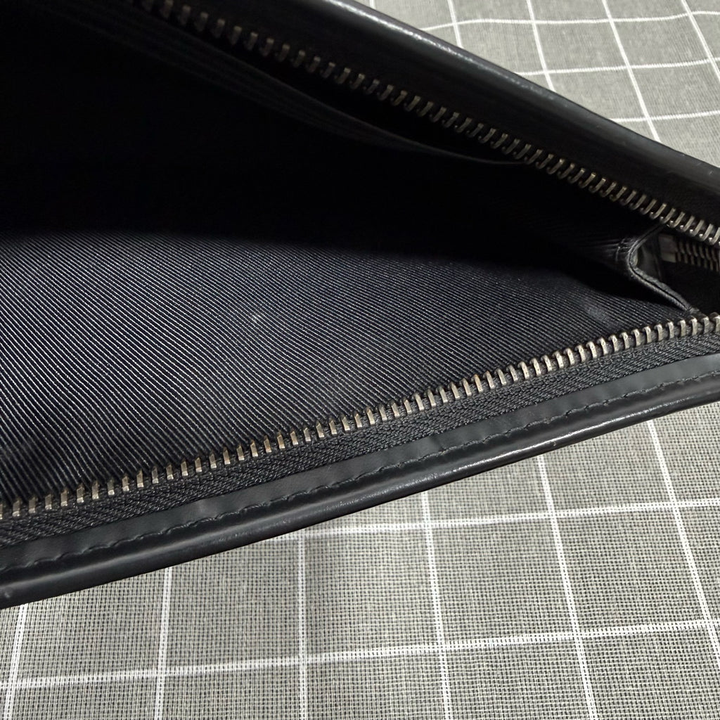 Louis Vuitton Pochette Voyage Canvas Black Clutch M61692