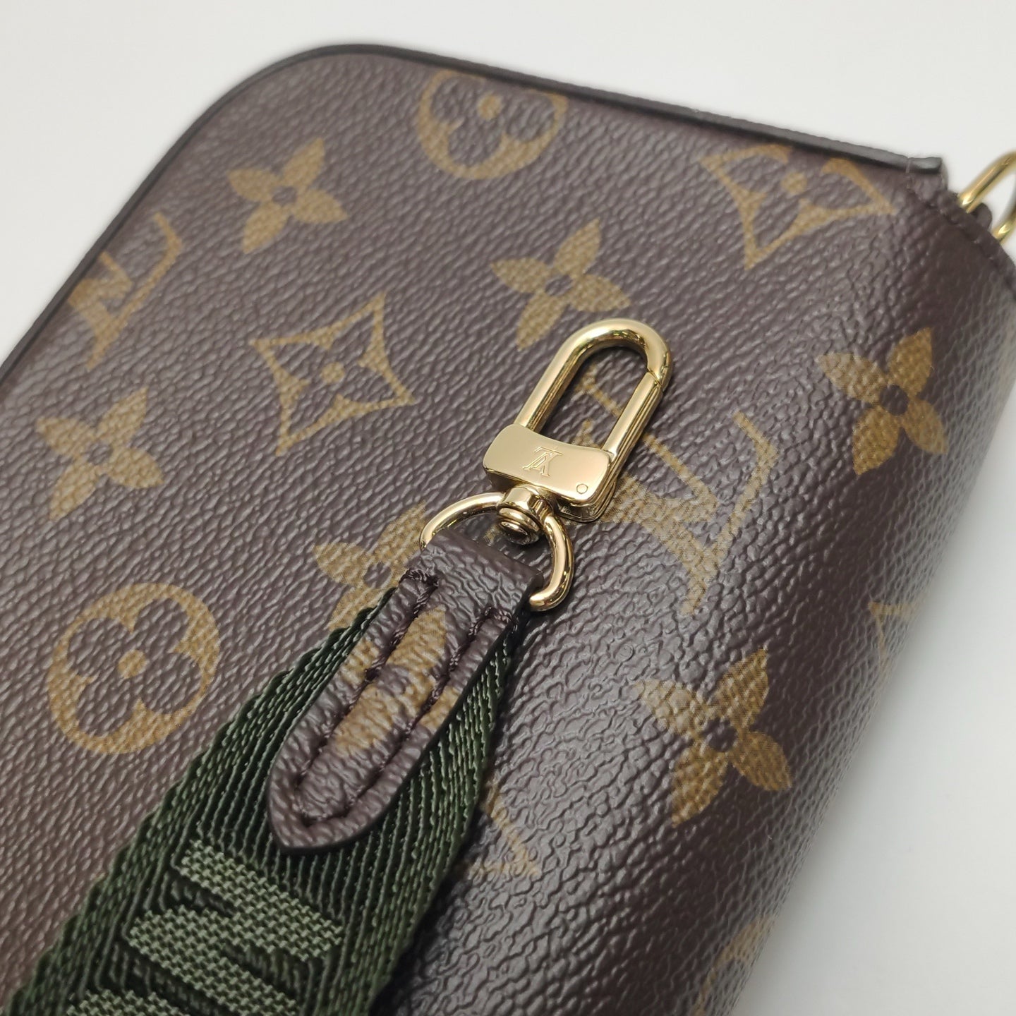 Louis Vuitton Félicie Strap & Go Canvas Crossbody M80091