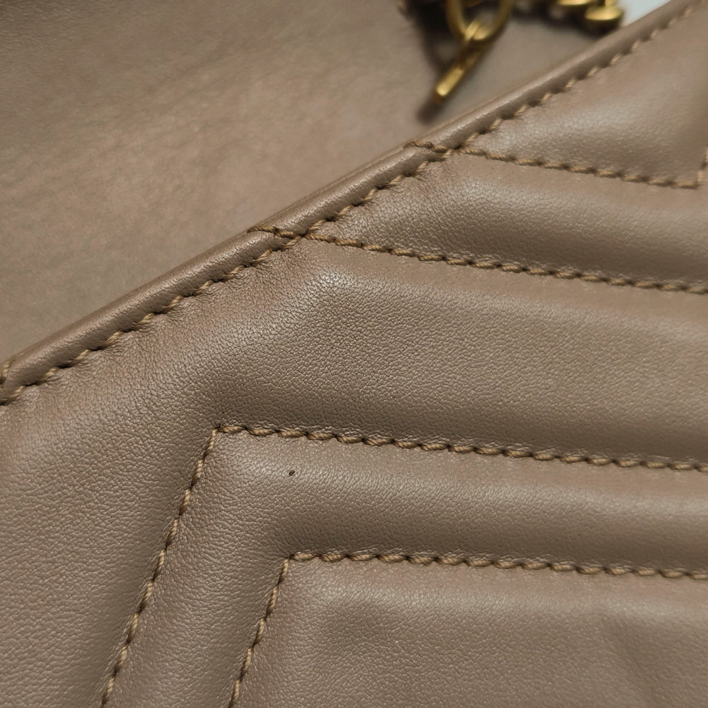 Gucci GG Marmont Collection Crossbody 476433 DTDCT 5729