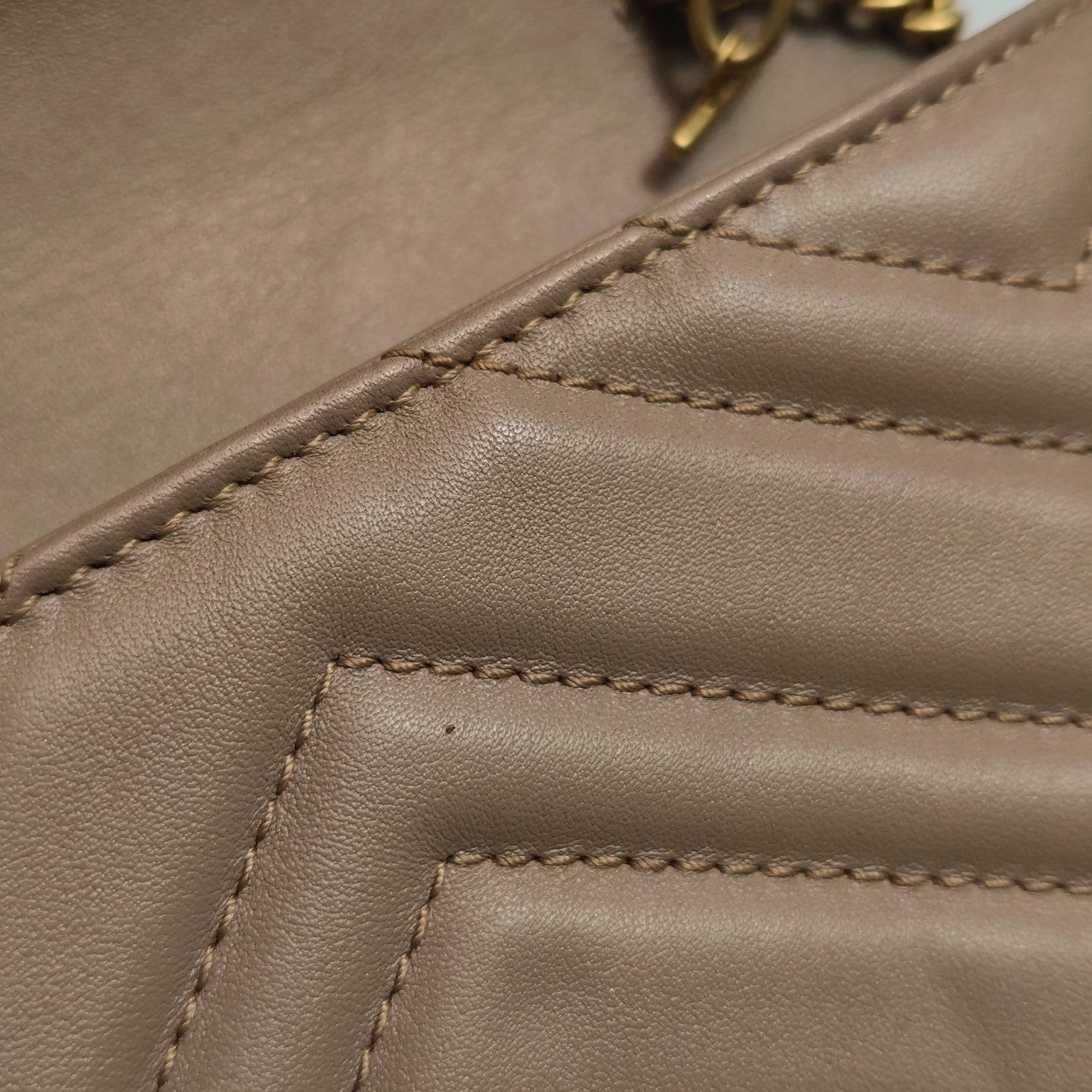 Gucci GG Marmont Collection Crossbody 476433 DTDCT 5729