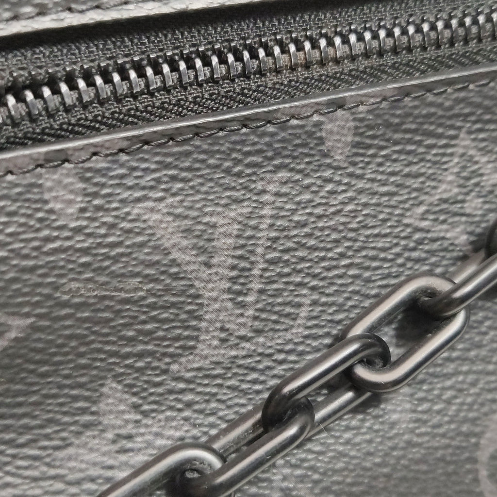 Louis Vuitton Soft Trunk Leather Crossbody M55702