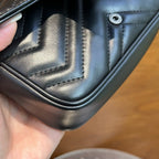 Gucci GG Marmont Collection Leather Black 699757 UM8KV 1000