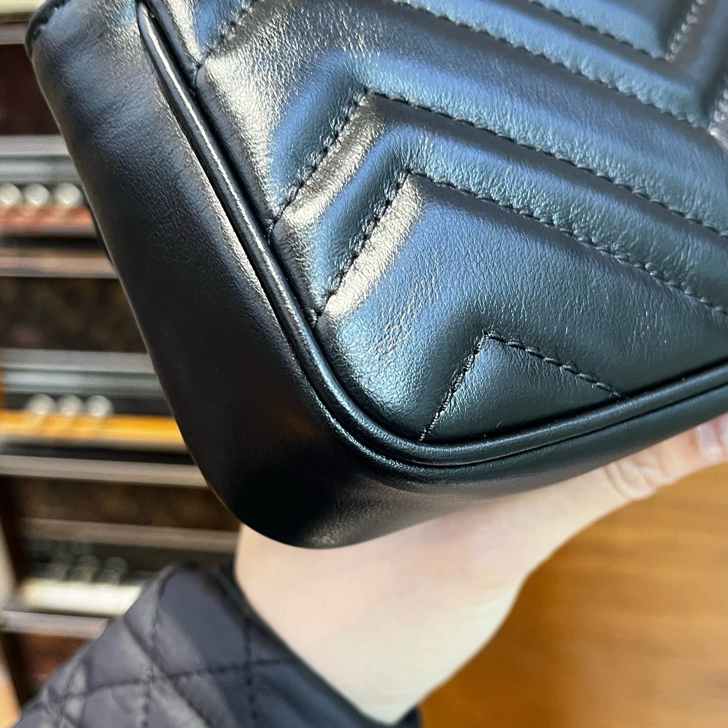 Gucci GG Marmont Collection Leather Black 699757 UM8KV 1000