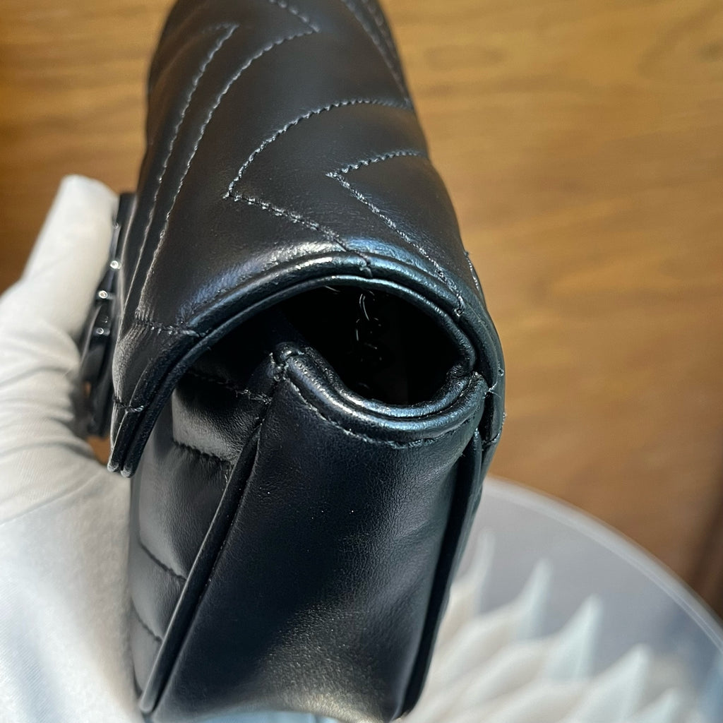 Gucci GG Marmont Collection Leather Black 699757 UM8KV 1000