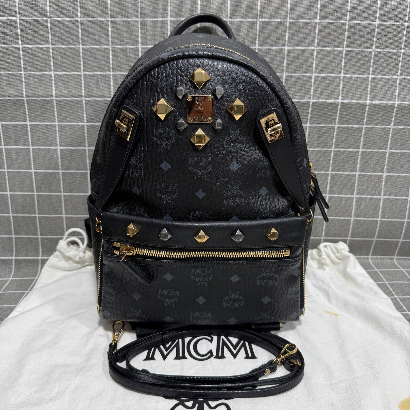 MCM Leather Gold