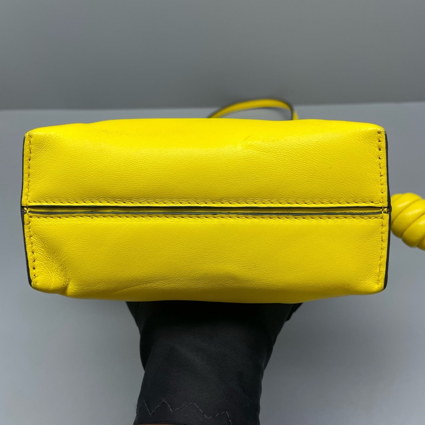 Loewe Yellow