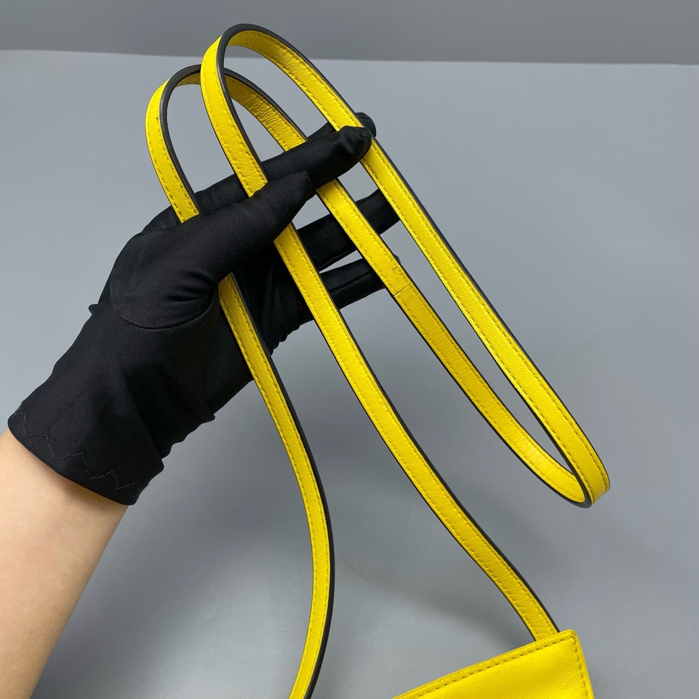Loewe Yellow