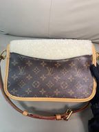 Louis Vuitton Diane Canvas M46317