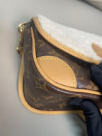 Louis Vuitton Diane Canvas M46317