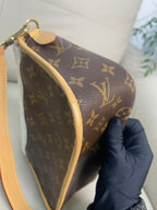 Louis Vuitton Diane Canvas M46317