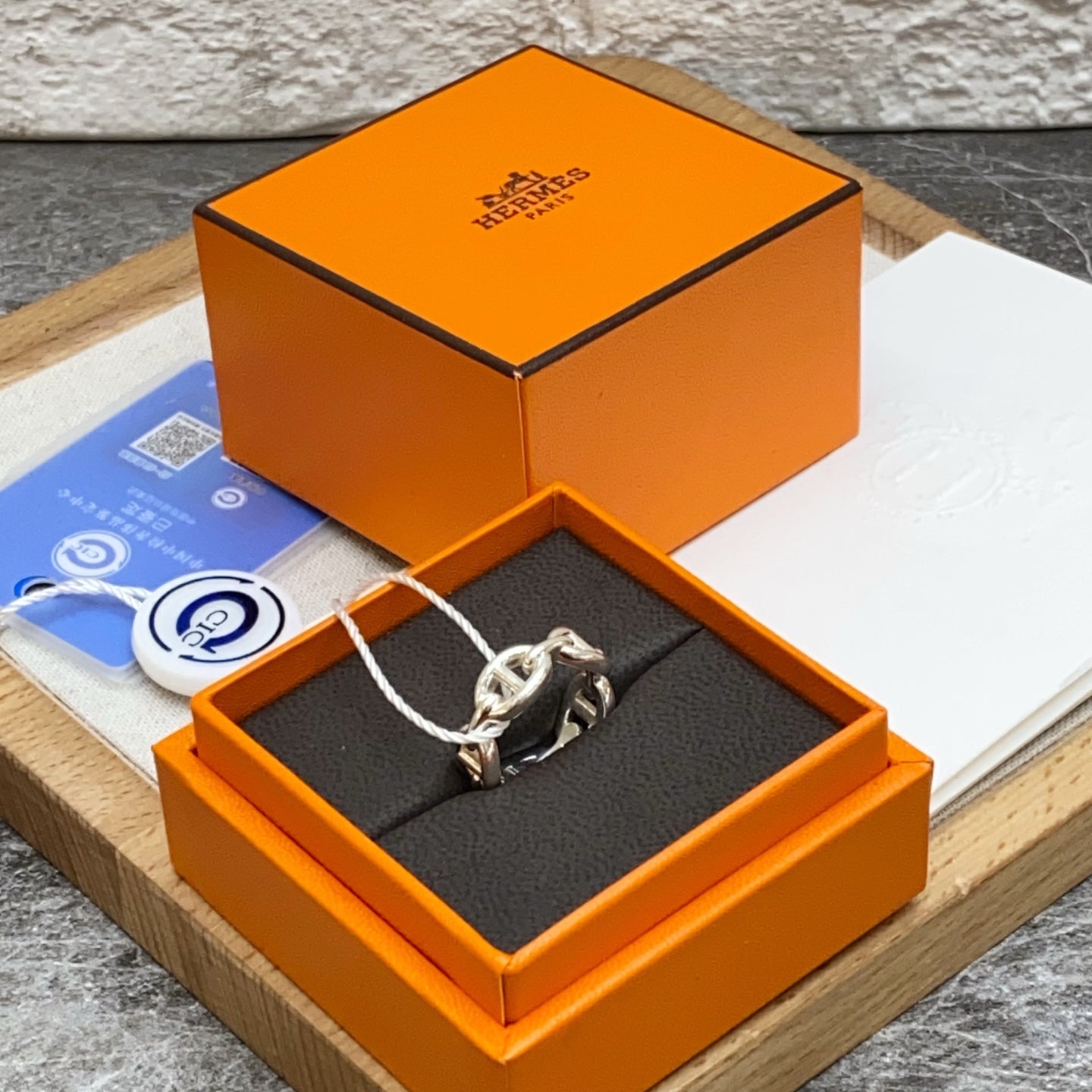 Hermes Ring
