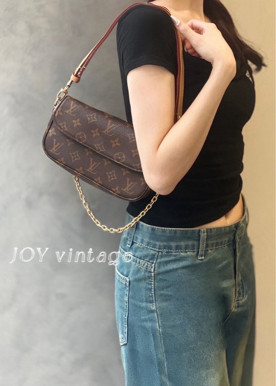 Louis Vuitton Wallet On Chain Ivy 23.5 x 12 x 4.3 M81911