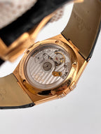 Omega Rose gold Automatic (self-winding) watch