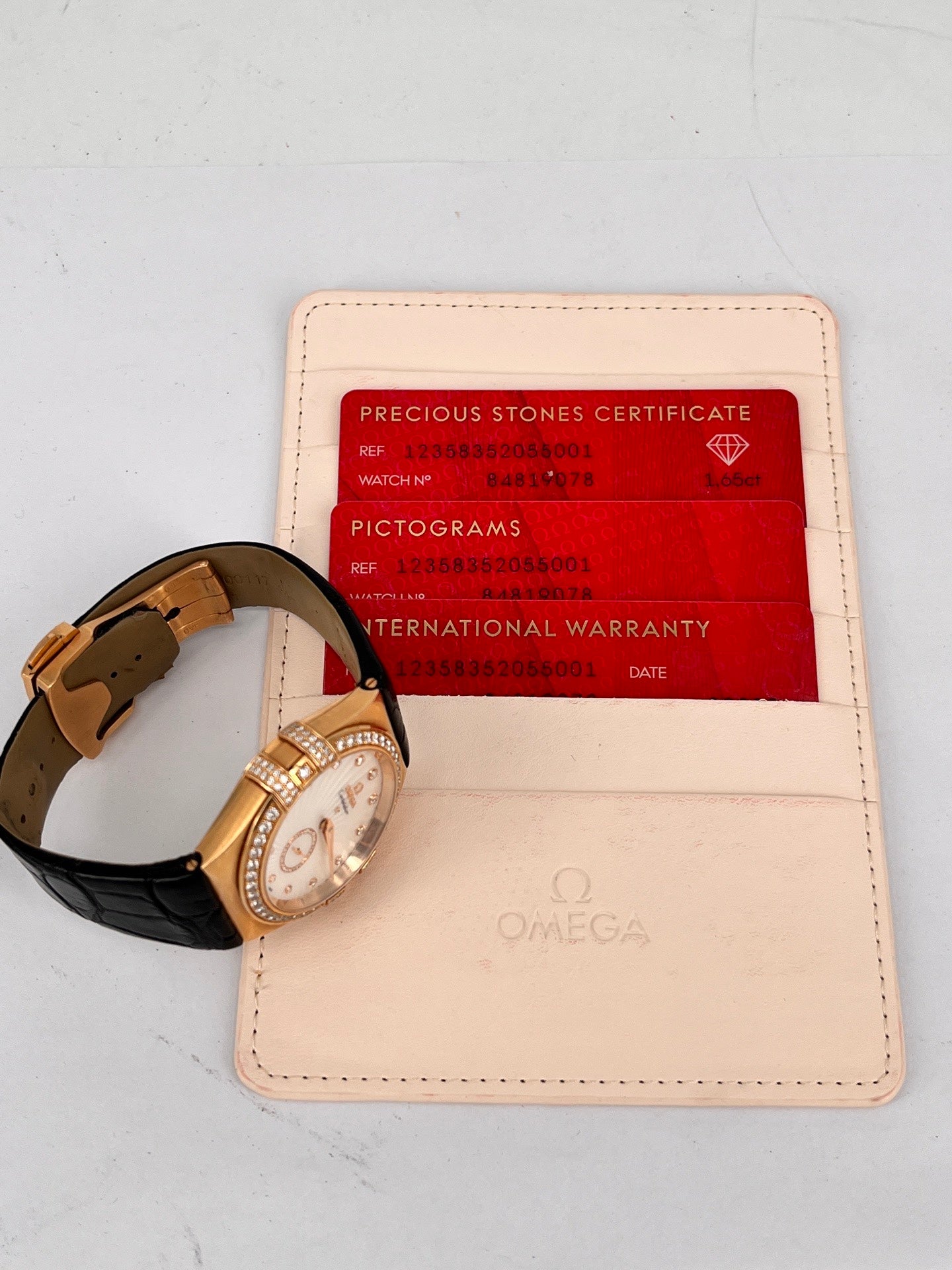 Omega Rose gold Automatic (self-winding) watch