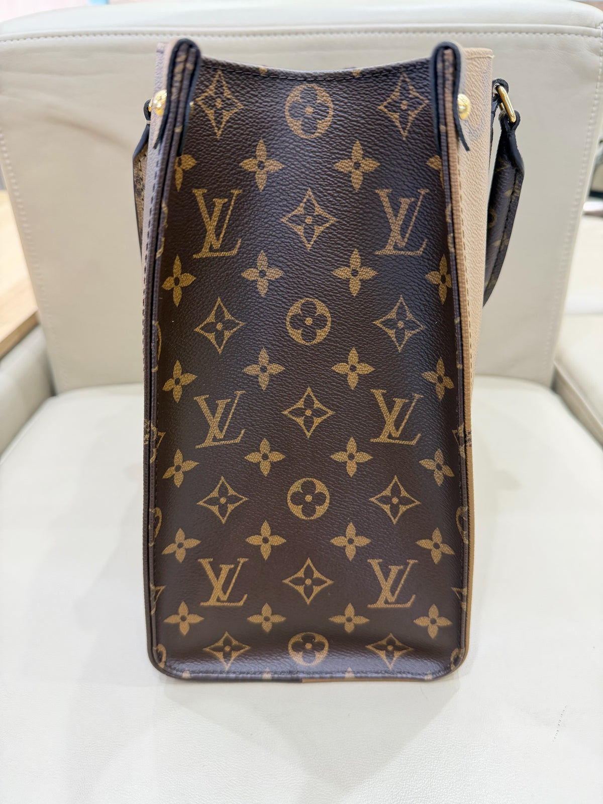 Louis Vuitton Tote