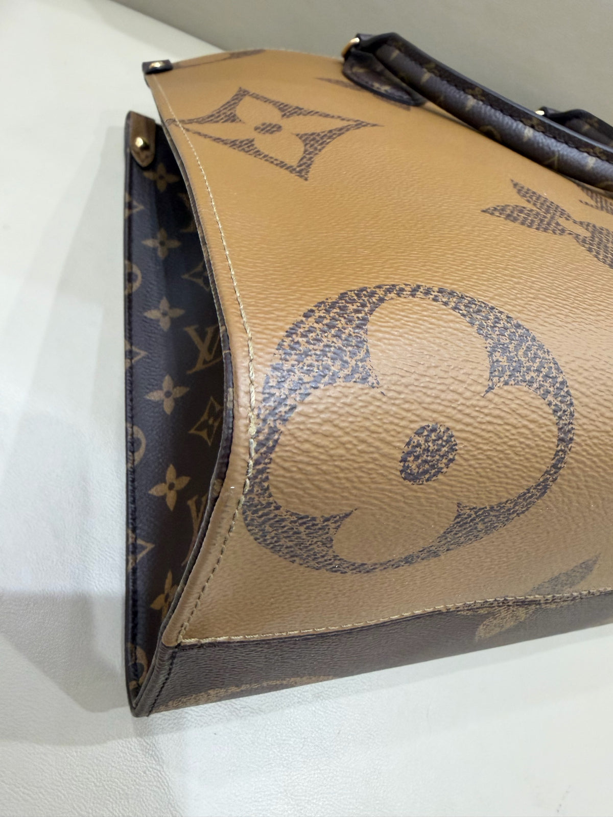Louis Vuitton Tote