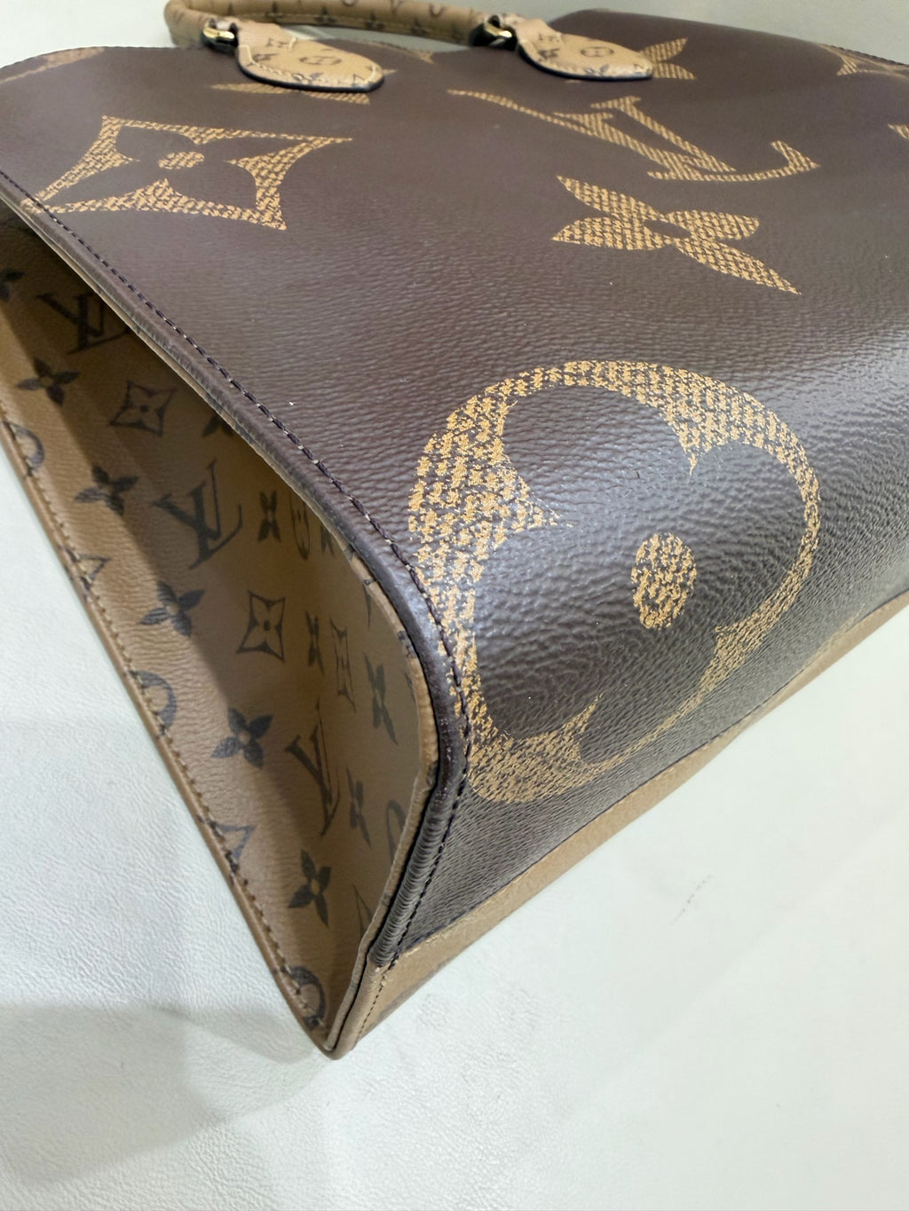 Louis Vuitton Tote