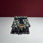 Dior Saddle Blue Crossbody 9.5 x 17.5 x 3 centimeters