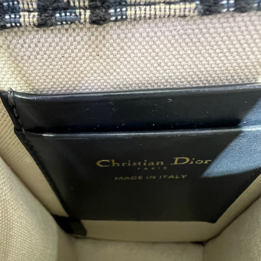 Dior Saddle Blue Crossbody 9.5 x 17.5 x 3 centimeters