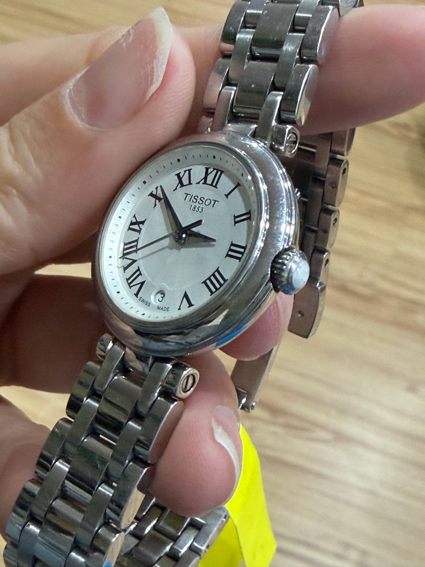 Tissot Little Beauty Quartz watch 26 millimeters T1260101101300
