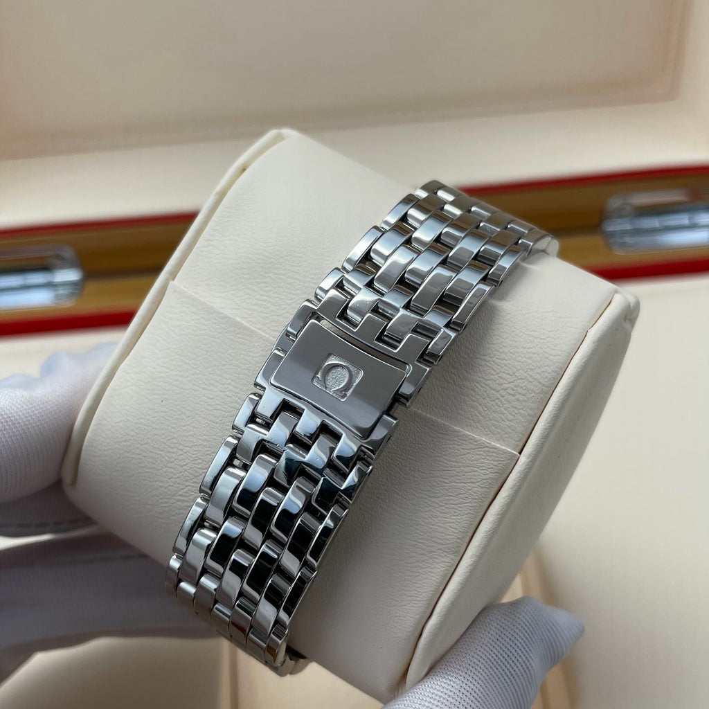 Omega Flying Series Blue Automatic (self-winding) watch 39.5 424.10.40.20.03.004