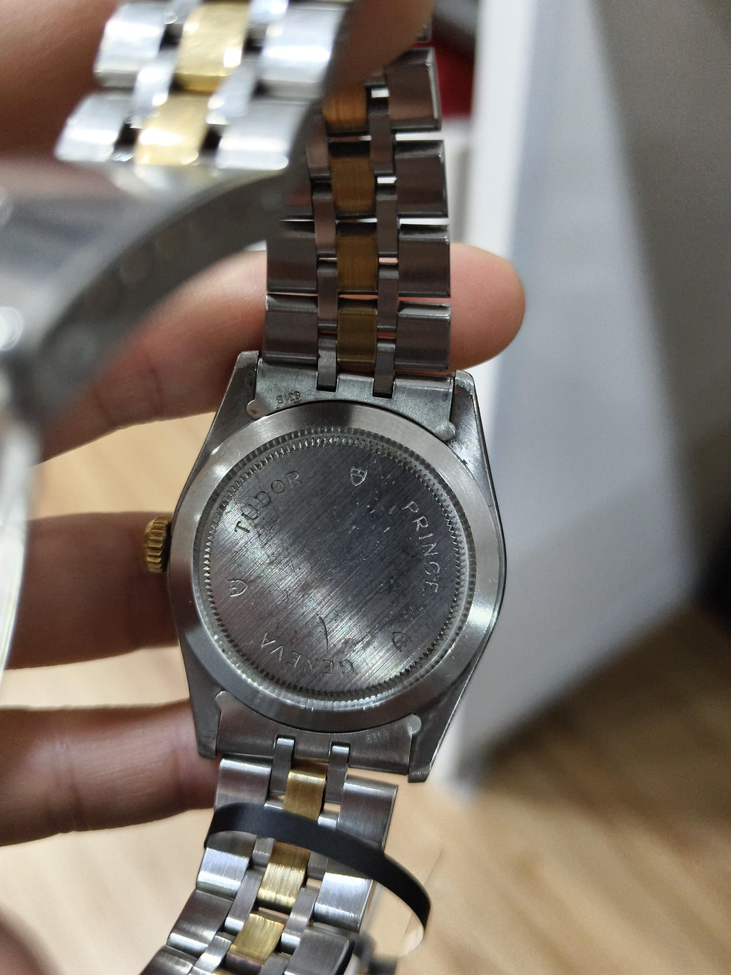 Tudor Prince Sunday Calendar Model 36 millimeters m76213-0001