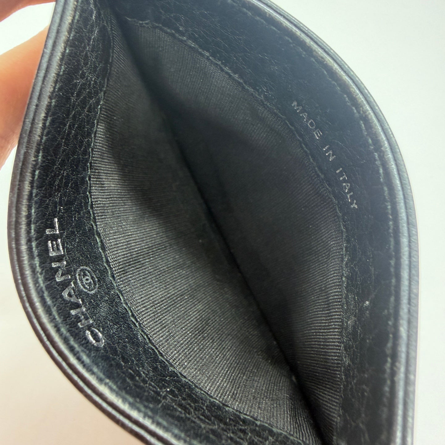 Chanel Black 7.5 × 11.2 × 0.5 AP1626B03277N7384