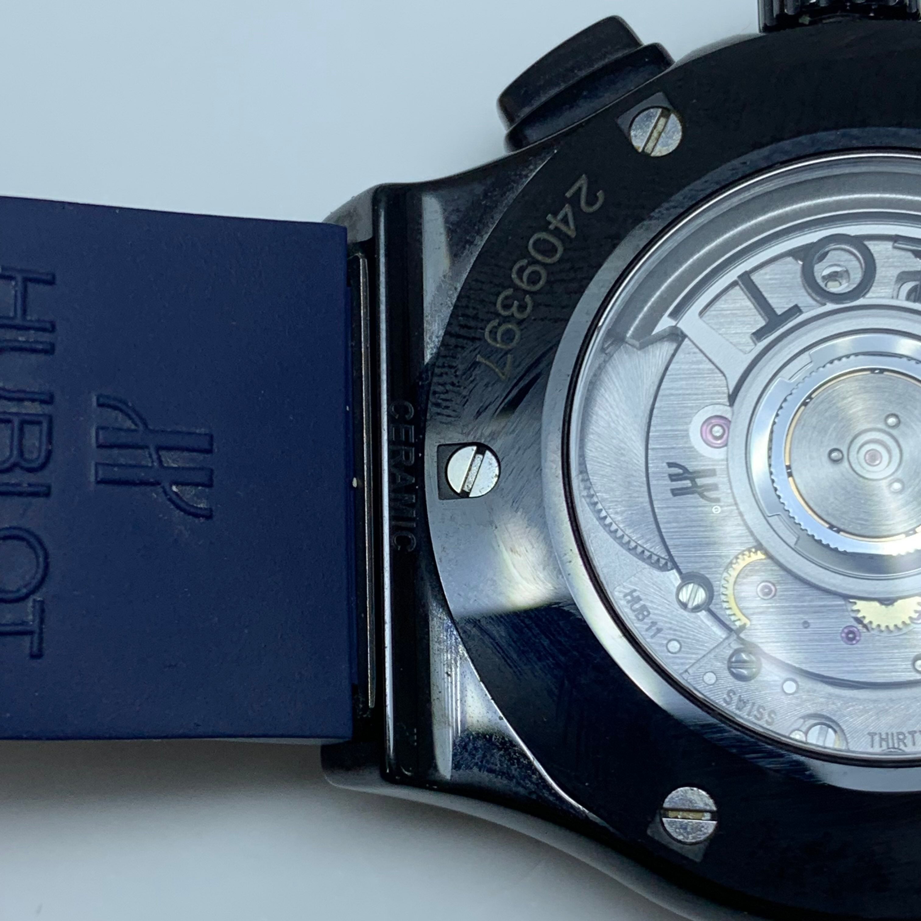 Hublot Classic Fusion Series 42MM 541.CM.7170.RX