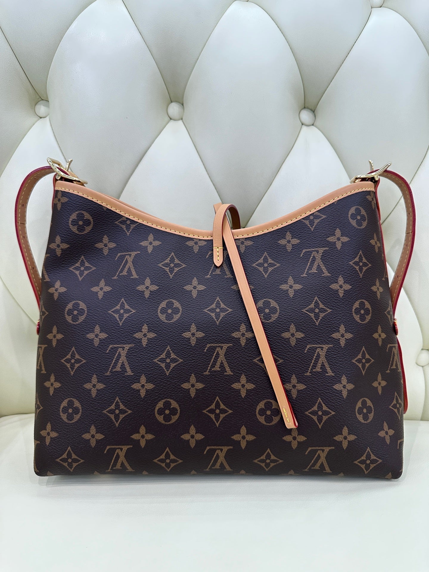 Louis Vuitton Carryall 29 x 24 x 12 M46203