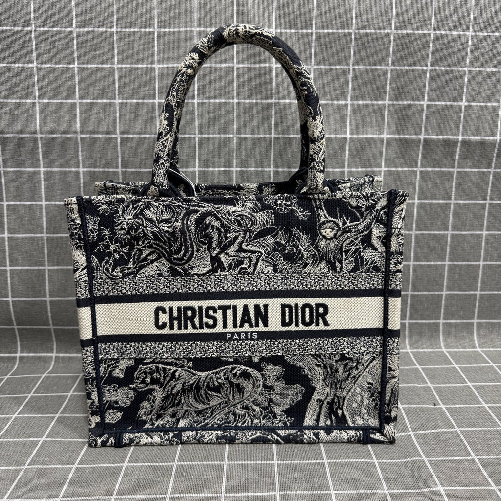 Dior Book Tote Blue M1265ZRGO_M35I