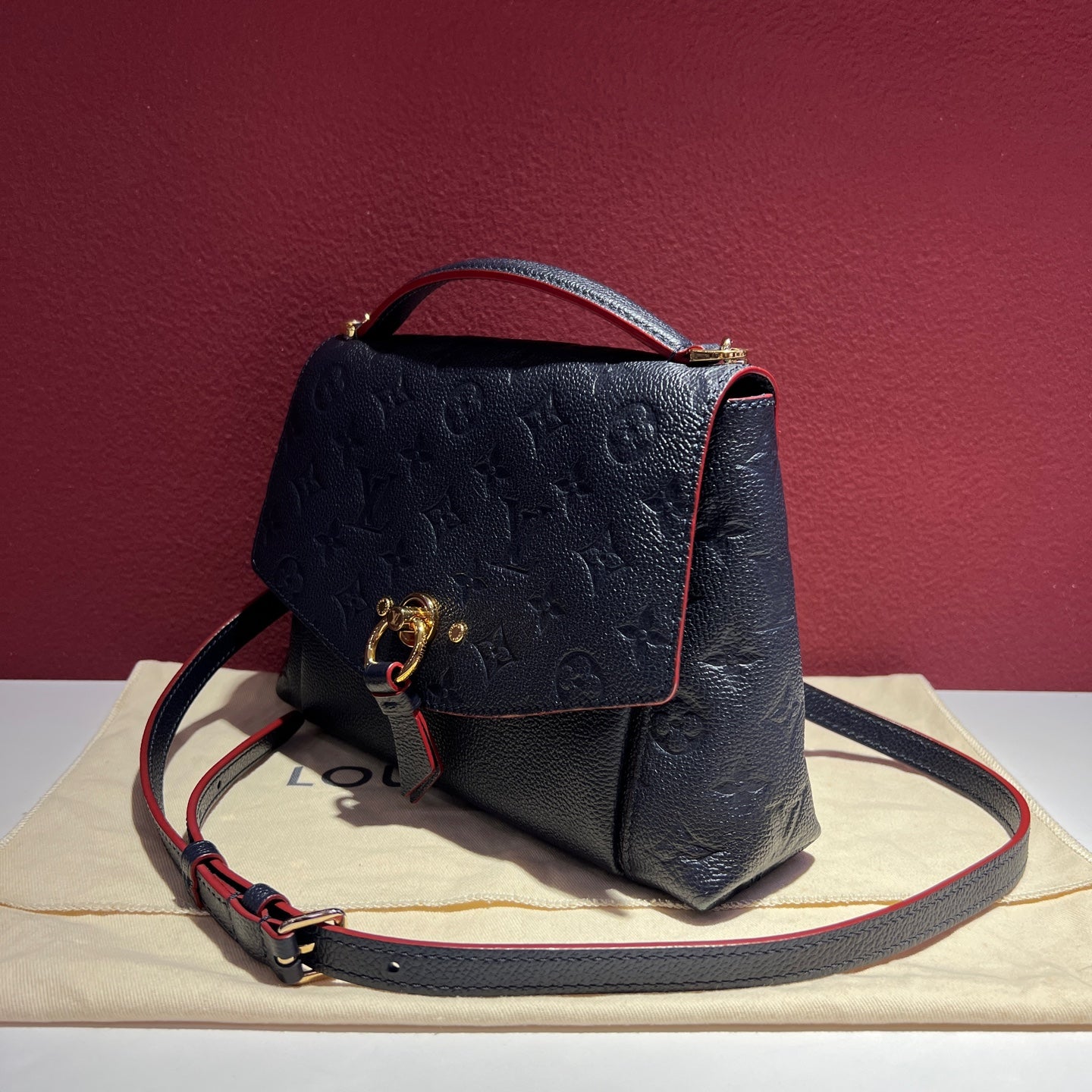 Louis Vuitton Messenger Bag M43624