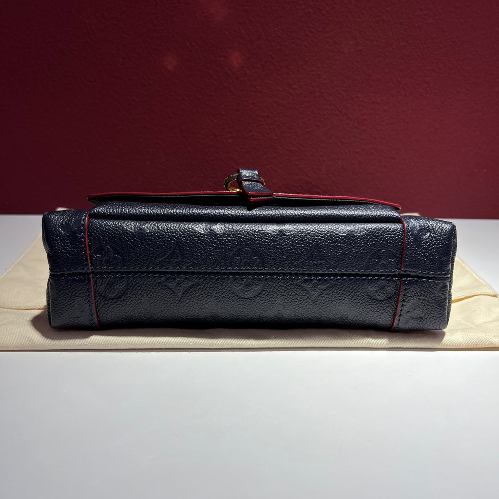 Louis Vuitton Messenger Bag M43624