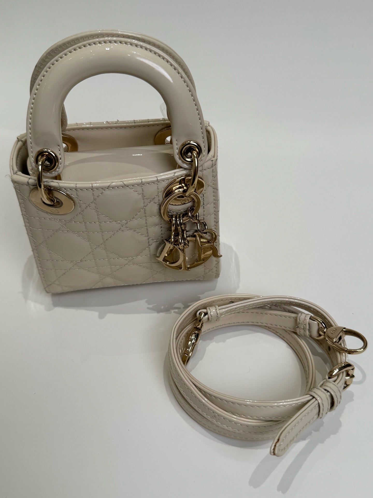 Dior Gold