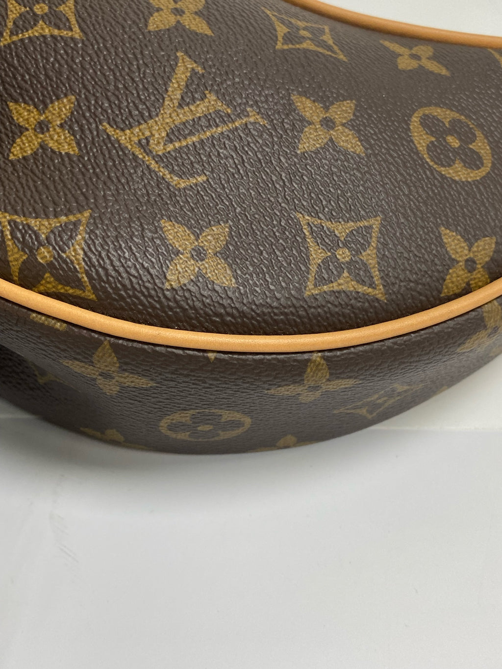 Louis Vuitton Shoulder Bag